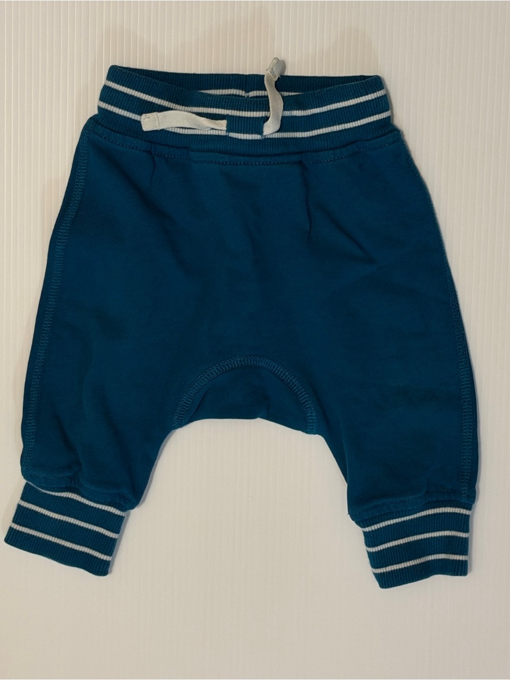 Hannah Anderson Wiggle Sweatpants Sz 60 (3-6m)
